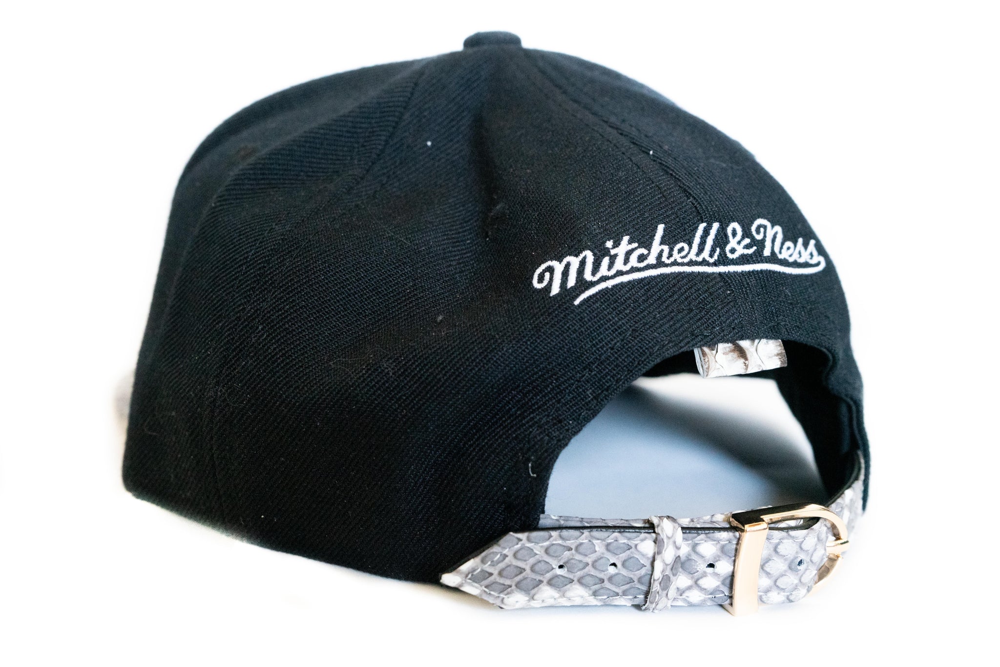 HATSURGEON x Mitchell & Ness San Antonio Spurs Retro Logo Strapback