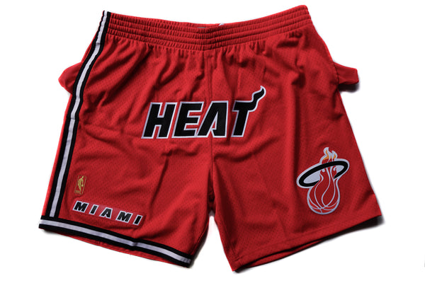Mitchell & Ness Miami Heat 1996-1997 "HEAT" Swingman Shorts (Home)