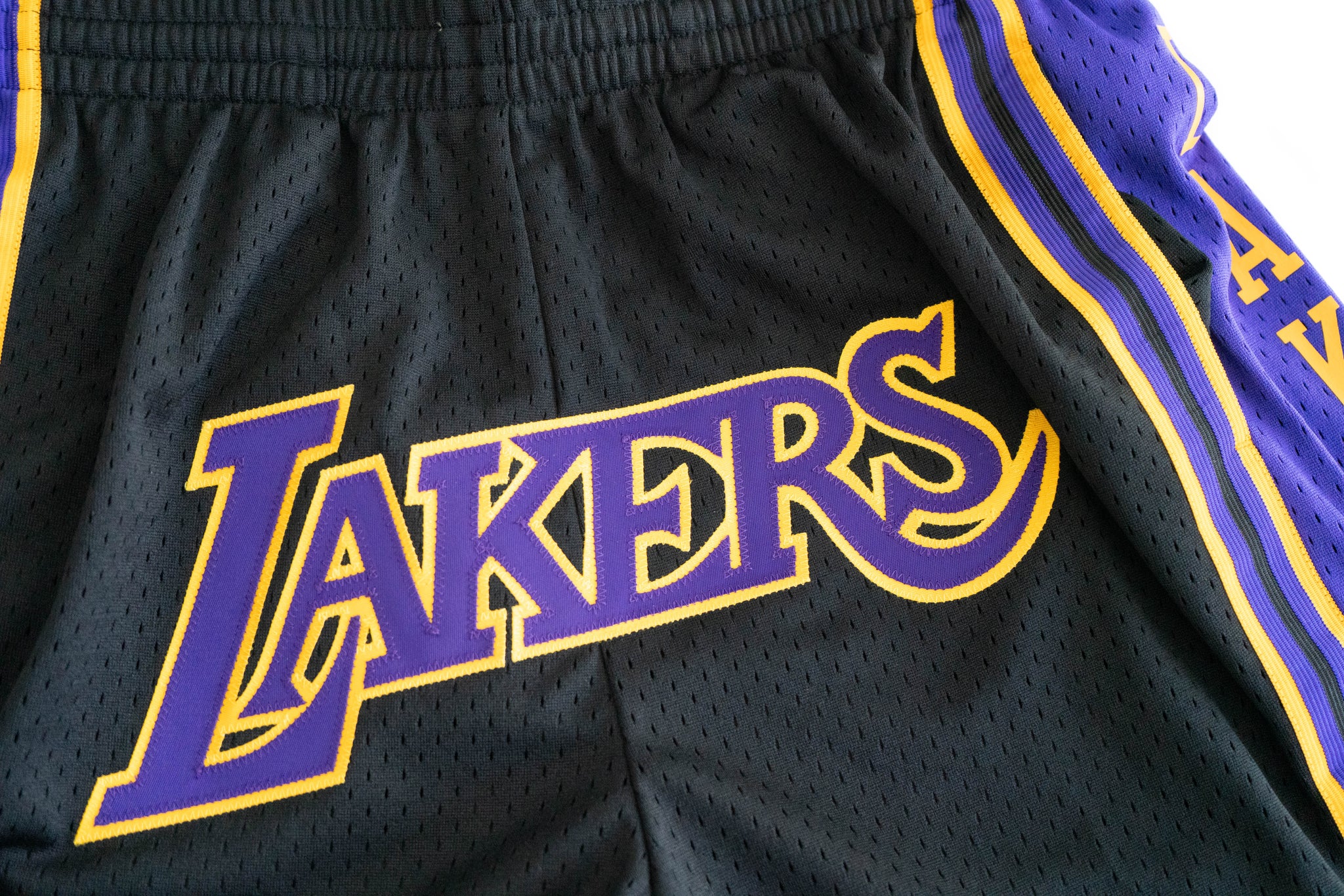 Mitchell & Ness Los Angeles Lakers Hollywood Nights Swingman Shorts